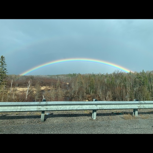 Meet your Posher, Nicole - Picture 1 of 1